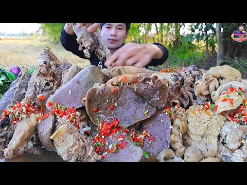 ต้มไส้ใหญ่รวมมิตรจิ้มซีฟู๊ดแกล้มผักสดแซ่บคักอีหลีครับพี่น้อง ASMR MUKBANG EATING SHOW#โก้อีสานพาแดก 