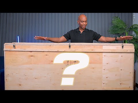 TCL QM7K Might Be The Best TV Of The Year?