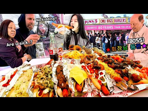 Ordering all the popular menus from 85-year-old Pink's Hot Dogs in LA! The boss came to see me