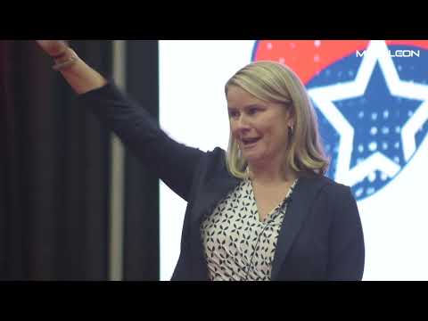 From Employee To Manager: Transitioning To A Management Role