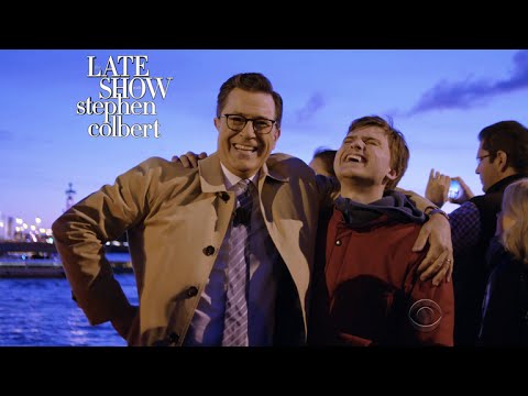 Stephen Asks Russians About Trump, Putin And The 2016 Election