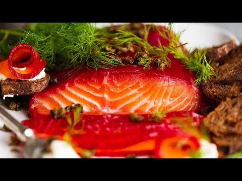 Beetroot Cured Salmon (Gravlax)