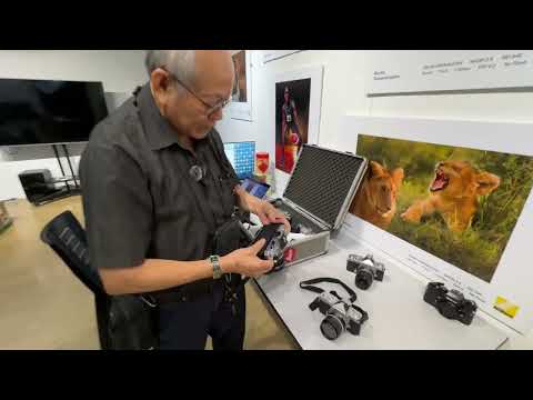 Vintage camera specialist Mr. Woo discusses Nikon Nikkormat