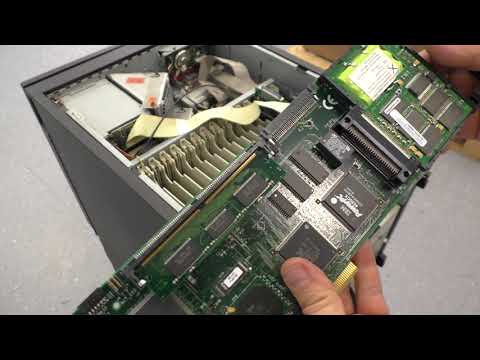 20 years old IBM Netfinity 7000 server (PWJ71)