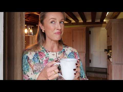 Buying England’s Prettiest Cottage?! 🏡 Downton Abbey Shoot Location & Cosy Baking