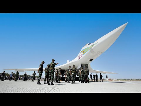 Bomber Strategis TU-160 Rusia