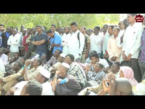 مداخلة ساخنة للشيخ شهاب عوض مع احد حيران الصوفية في جامعة ام درمان الاسلامية