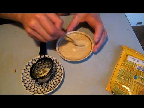 Корм для кормления птенцов попугаев Кореллы / Чем кормить птенцов Кореллы в первые дни