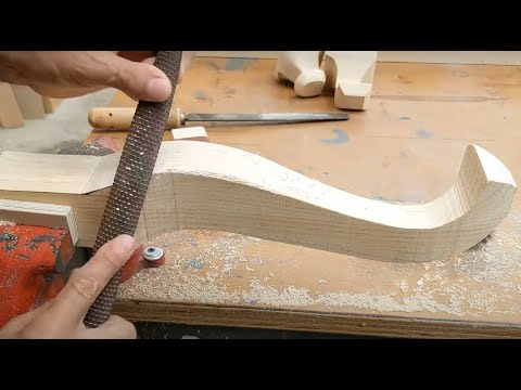 Carpinteria Chavez: Como dar forma a una pata de silla provenzal de una manera artesanal