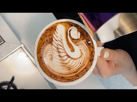 BARISTAJOY ☕️ I practiced basic latte art for THROWDOWN 🔥