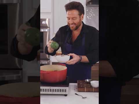 Cioppino, an Italian-American seafood stew, is the dish you should add to your holiday menu 🎄