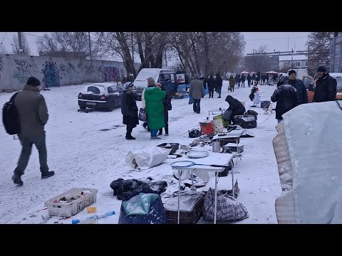 БАРАХОЛКУ ЗАСНЕЖИЛО,ЗАМЕЛО.  Киев Почайна 14.12.2025.