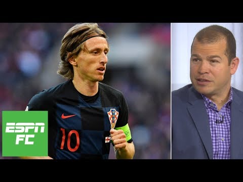 Ballon d’Or debate, Luka Modric vs. Andres Iniesta, best striker for Italy | Extra Time.
