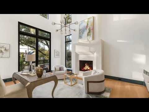 Master Suite Sanctuaries: Luxury Homes with Luxurious Bedroom Retreats