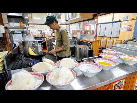 He is fried rice master. A restaurant where ramen is served within 30 seconds of entering.