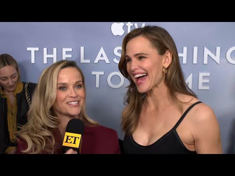 Reese Witherspoon CRASHES Jennifer Garner’s Interview With Gen Alpha SLANG Compliments! (Exclusive)