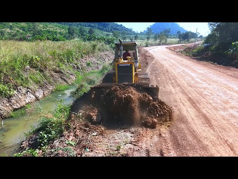 Nicely Skillful Bulldozer Road Transformation Operation With KOMATSU D58 Bulldozer Spreading Soil