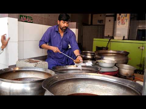 RAW & REAL Street Food in Karachi Pakistan | Local Favorites!