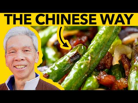 🤤 How a Chinese Chef Cooks Green Beans (干煸四季豆)!