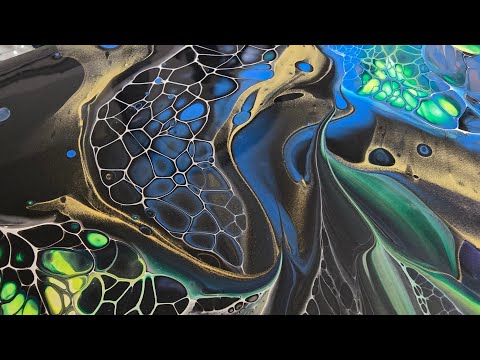 I Sneezed… and It Created PERFECT Cells |Hide & Reveal Space Borealis Art