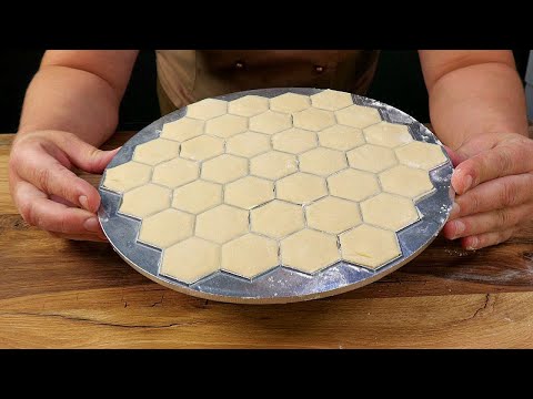 Instructions for using a pelmeni maker from a professional. How to make pelmeni and not throw awa...
