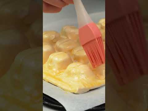 You've definitely never tried something like this! A quick and easy puff pastry appetizer