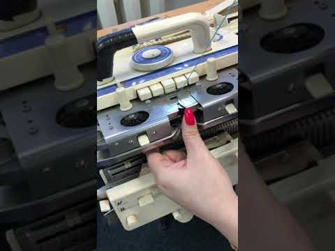 Горизонтальный шов по открытым петлям на машине