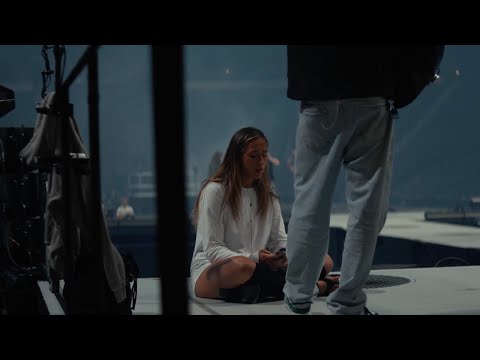 Tate McRae - tour diaries: episode 1 (Miss Possessive World Tour)