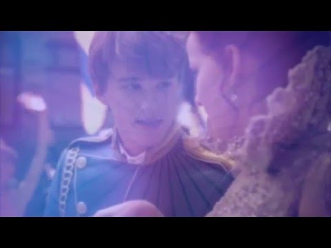 {Mal x Ben}~Paparazzi (For RukiaShego)