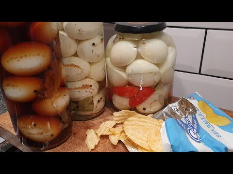 3 Types Of Pickled Egg - Pub Grub