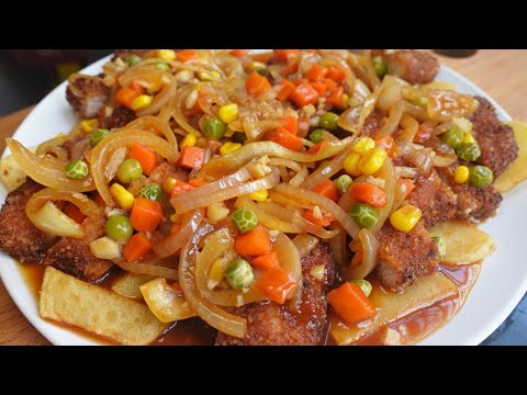 海南猪排的做法🐷外皮酥脆,肉质软嫩多汁,配上酸甜酱汁非常下饭💯‼️Hainanese pork chops🐷The skin is crispy, the meat is soft and juicy