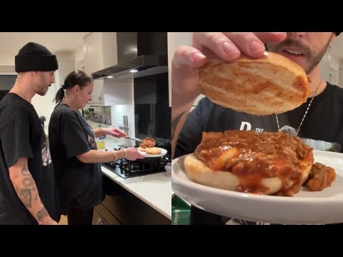 Making an American SLOPPY JOE For The FIRST Time