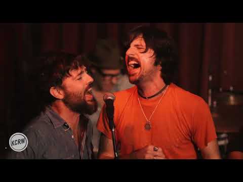 The Avett Brothers - Ain't No Man (Live on KCRW)