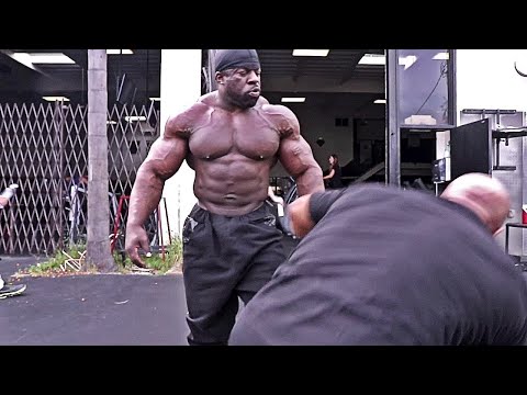 When Bodybuilders Challenge MMA Fighters!