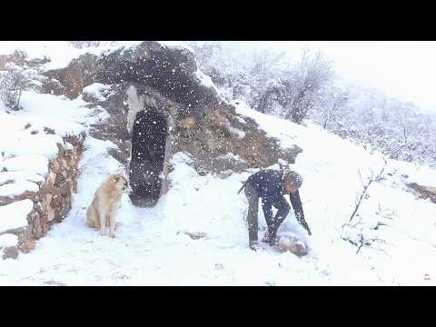 Primitive Cave Making With Fire and Hand Tools Like Our Ancestors, Minecraft, Treasure Hunter, DIY