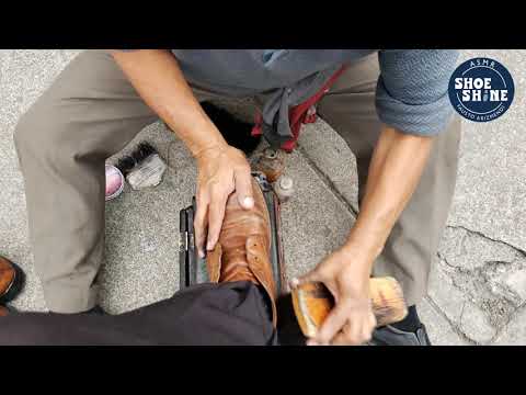 S4E38 Incredible shoe shine service on old brown boots #mexico #mx #ASMR #shoeshine #faustoarizmendi