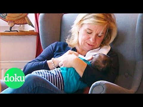 Temporary Mom: A Surrogate Family for Babies in Need | WDR Documentary