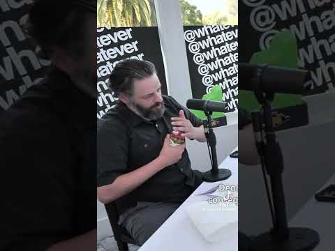 Calls himself strong but couldn't open a pickle jar 😱😆🚮 #nowaysis