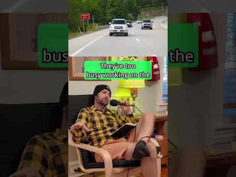 Rich people drive the Toyota J200 Land Cruiser. #luxury #toyota #landcruiser #cars #advice