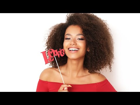 40 Year Old Spoiled Brat Wants Love "Pick A Struggle" ©