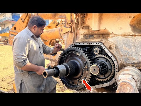 Caterpillar Wheel Seal Broken! Perfect Seal Replacement by a Pro Mechanic | Heavy Machinery Repair
