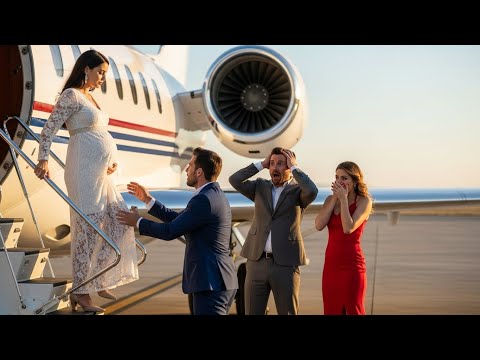 Его поймали с любовницей — в это время беременная жена садится в частный самолёт