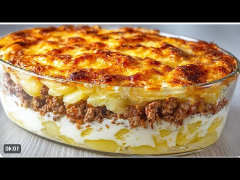 Potato casserole with minced meat and peas – it couldn't be simpler!