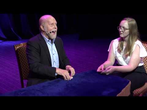 Richard Turner performing live on Penn & Teller Vegas Show