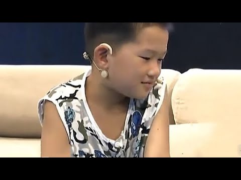 被亲生母亲抛弃,与母亲在法庭见面,10岁小孩的话让主持人感动落泪【王芳王为念访谈】