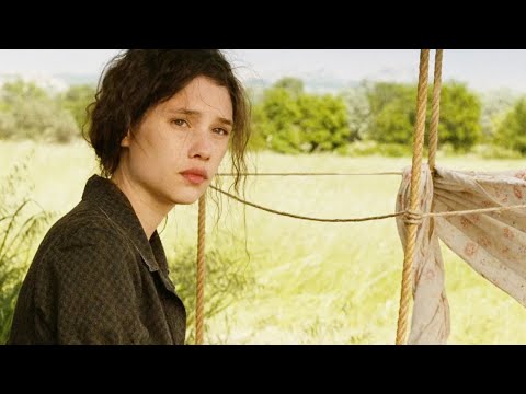 心爱男人战场去世，贫穷少女为他生子却不被家庭接受，故事结局治愈了无数人！【光影】