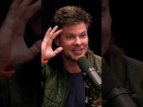 Theo Von's Hilarious Email Story 😂😂😂😂