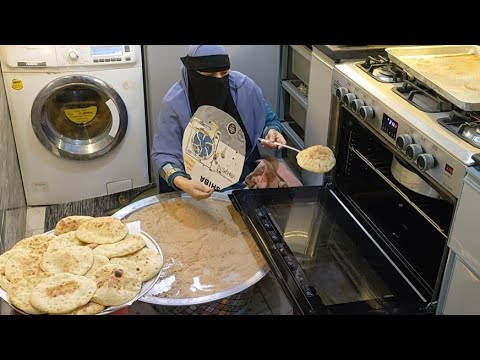 #حصري ولاول مره على اليوتيوب العيش المرحرح الصغير بدون مطرحه بورقه الكرتونه هتخبزيه بدون رح نهائي