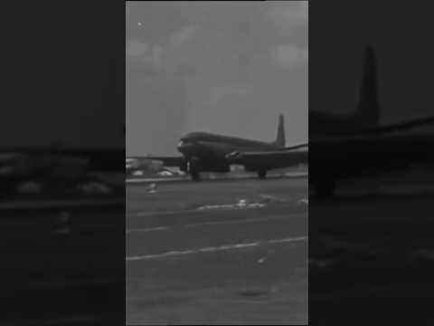 In a Minute - De Havilland Comet