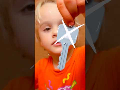 Chris goes through the most difficult maze of boxes